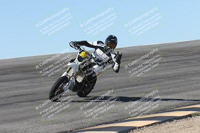 media/Oct-13-2025-Moto Forza (Mon) [[a66d839500]]/4-C Group/Session 2 (Bowl)/